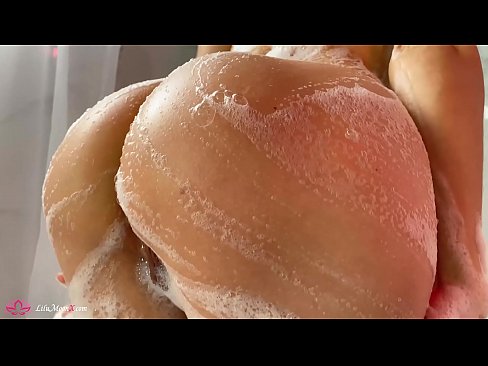 ❤️ Brineta masturbira macu vibratorom do intenzivnog orgazma pod tušem ❤️ Analni video na hr.xxxpornolive.ru ️❤